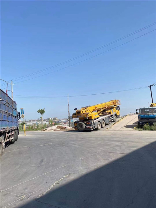 唐县25吨吊车的租赁价格大概是多少？