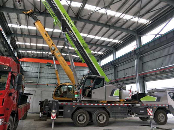 唐县高空车出租需要注意哪些安全事项？